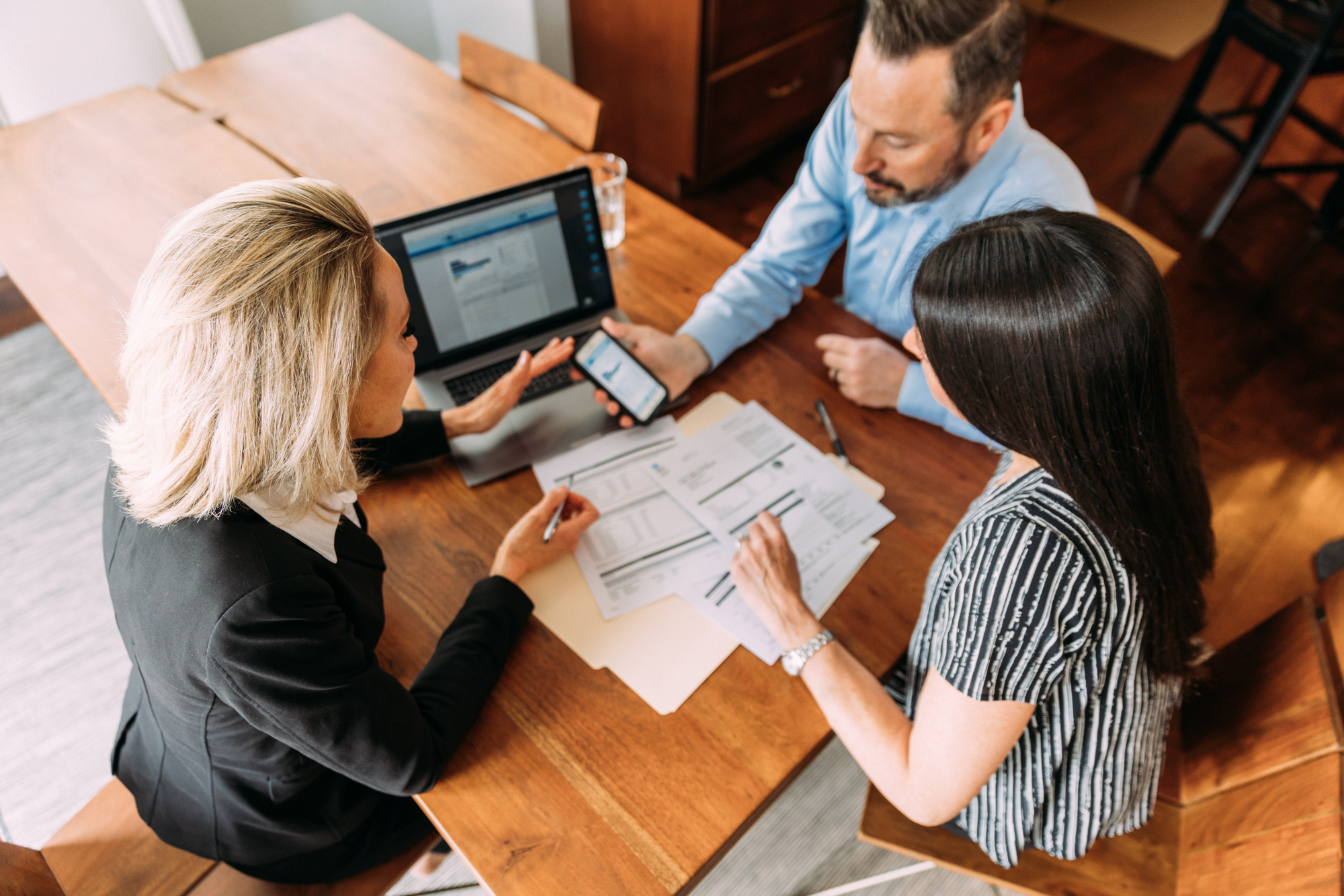 Life coaching provides structured financial strategies—goal setting, budgeting, and habit-building—to create lasting financial success.